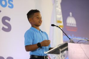 Presidente Luis Abinader inaugura el Liceo César Nicolás Penson en Verón-Punta Cana