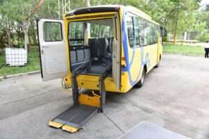 MINERD concluye primera etapa de entrega de 50 autobuses adaptados para estudiantes con discapacidad