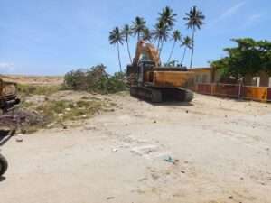 Reinician trabajos de demolición de viviendas para dar paso al Malecón de Nagua