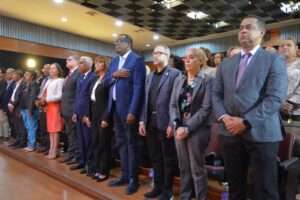 Facultad de Artes de la UASD aprueba nuevos planes de estudios y reconoce a tres docentes en asamblea histórica