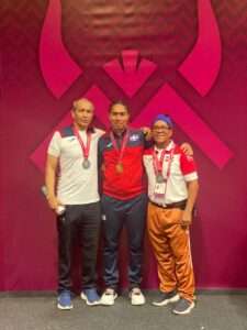 Yudelina Mejía hace historia al ganar oro en el Mundial de Pesas