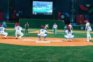 RD desata su poder y aplasta 12-4 a Detroit en el Quisqueya