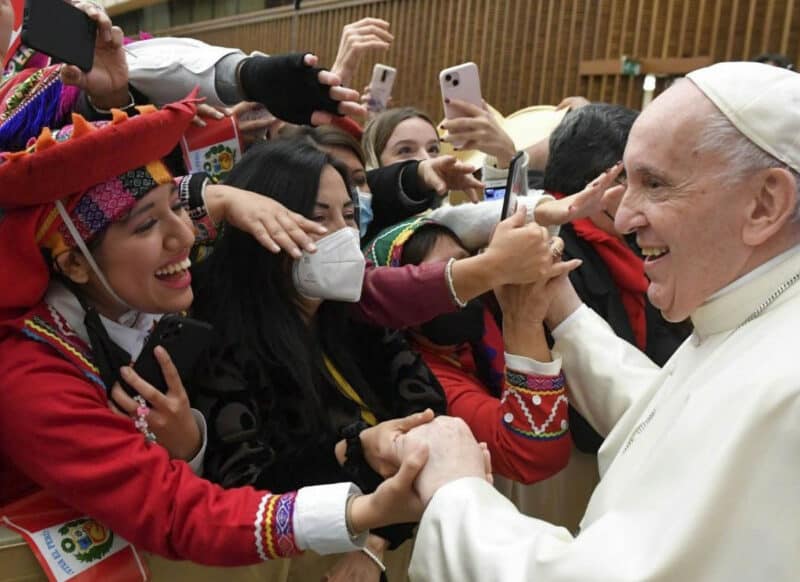 El papa Francisco invita al presidente de Perú visitar el Vaticano