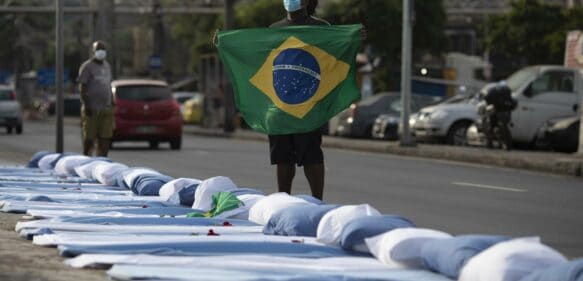 Promedio de casos Covid-19 en Brasil es récord por quinto día seguido