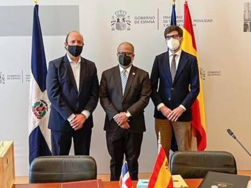 RD y España suscriben firma definitiva al acuerdo de transporte aéreo