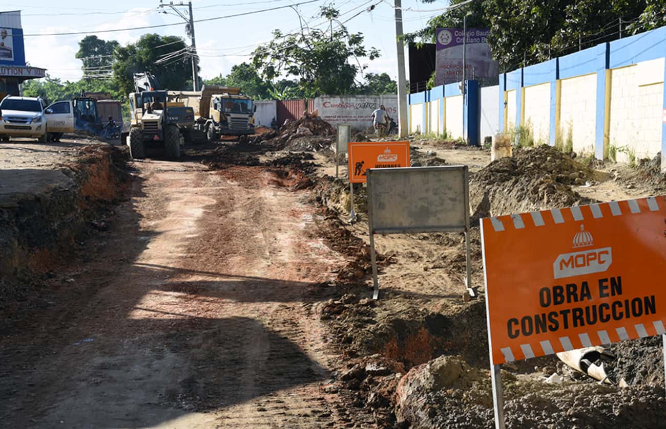 Ministro de Obras Públicas dice próxima semana concluirán trabajos carretera Manoguayabo -Hato Nuevo 