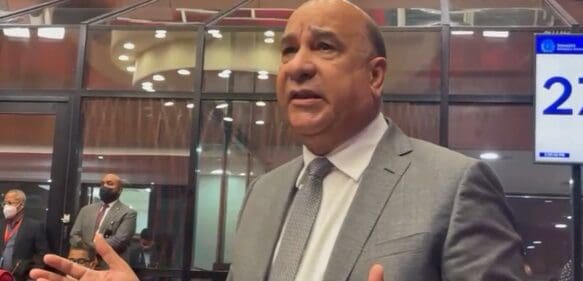 Senador Bautista Rojas Gómez critica aprobación de préstamos por el Senado