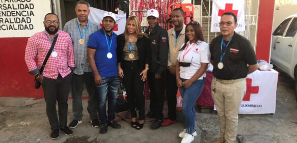 Cruz Roja Dominicana otorga reconocimientos a destacado comunicadores en SDO