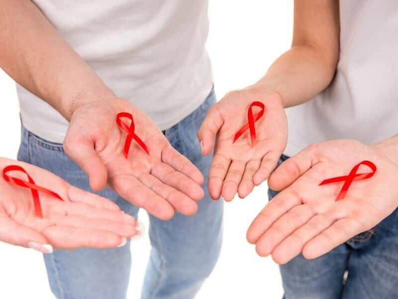 Más del 60% con VIH sabe qué es esa infección y usa preservativos regularmente