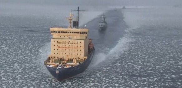 Más de 20 buques de guerra rusos atraviesan “campos de hielo” en el Pacífico