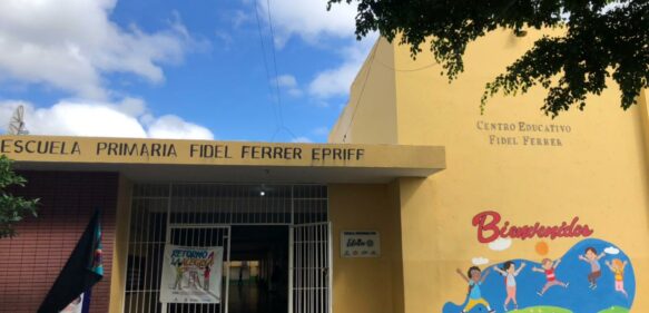 Escuela Básica Fidel Ferrer también inicia etapa previa a vacunación a estudiantes