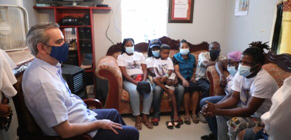 Presidente Abinader se solidariza con familiares de niños fallecidos en accidente en SPM