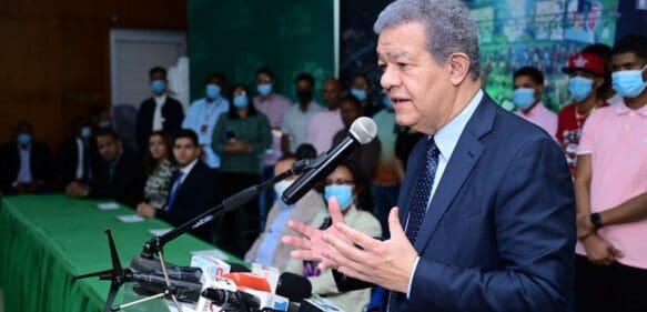 Leonel Fernández asegura: “la crisis no es excusa para no atender problemas de la República Dominicana”