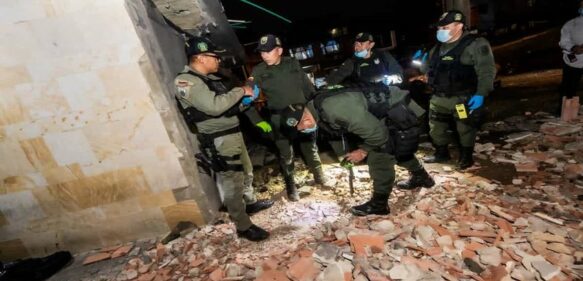 Atentado con explosivos contra una estación de Policía en Bogotá deja 11 heridos