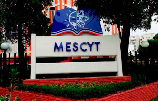 Estudiantes dominicanos becados en Rusia aún no reciben recursos del Mescyt