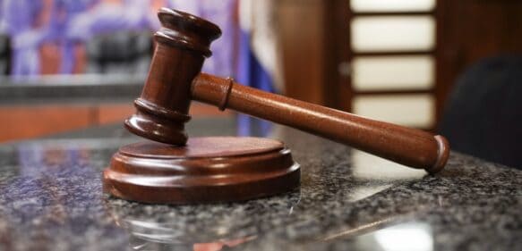 Tribunal de Hermanas Mirabal condena a un hombre que provocó la muerte de otro con una pedrada