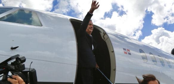 Presidente Abinader sale hacia Argentina y Chile
