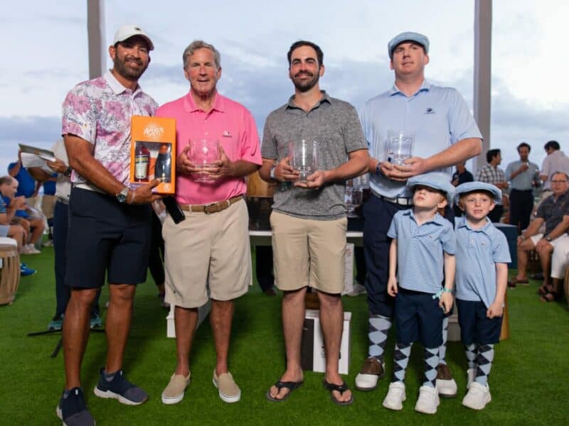 Golfistas profesionales y amateurs compiten en torneo Pro-Am en Corales Championship PGA TOUR