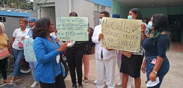 Enfermeras del hospital municipal de Villa Mella reclaman pago de incentivos