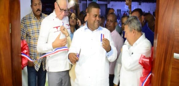 Alcalde Lucho Reyes deja inaugurado local ayuntamiento de Palo Verde
