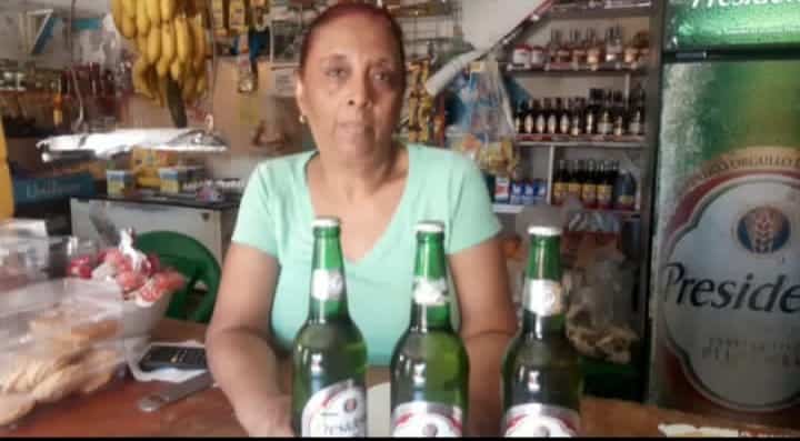Señora denuncia estafa en compra de cervezas