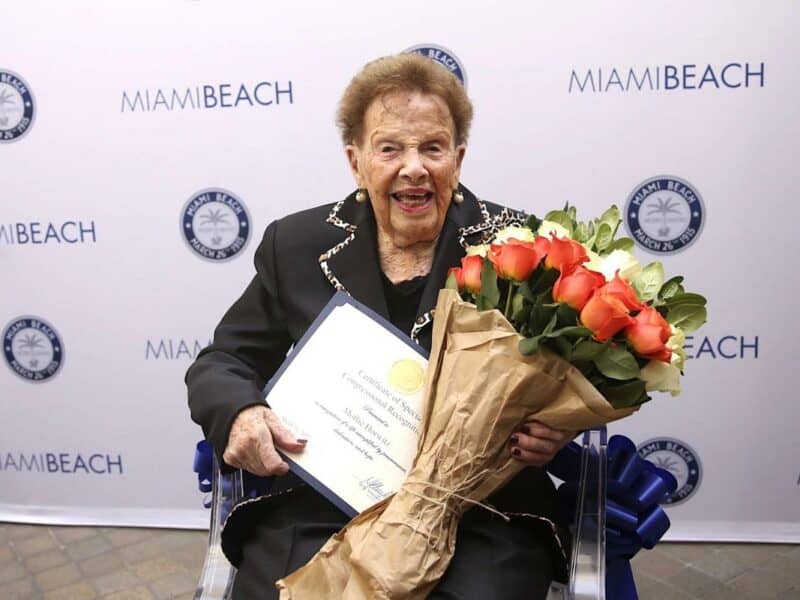 “La mente es todo”: Señora que cumplió 106 años y que se salvó del Holocausto