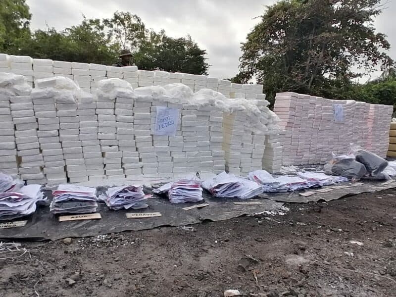 Autoridades queman otros 1,336 kilogramos de drogas