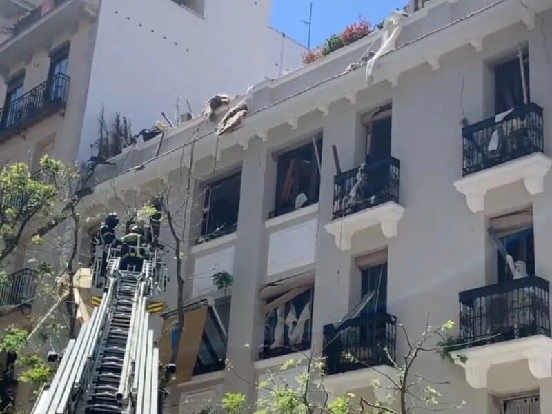 Explosión en un edificio del centro de Madrid deja una docena de heridos leves