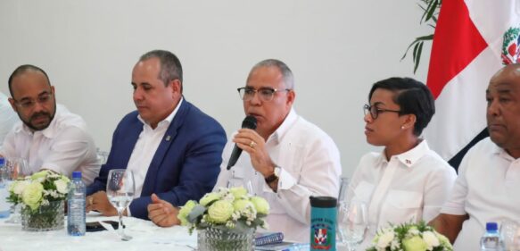 Director Desarrollo Fronterizo encabeza Gobierno en las provincias en Montecristi