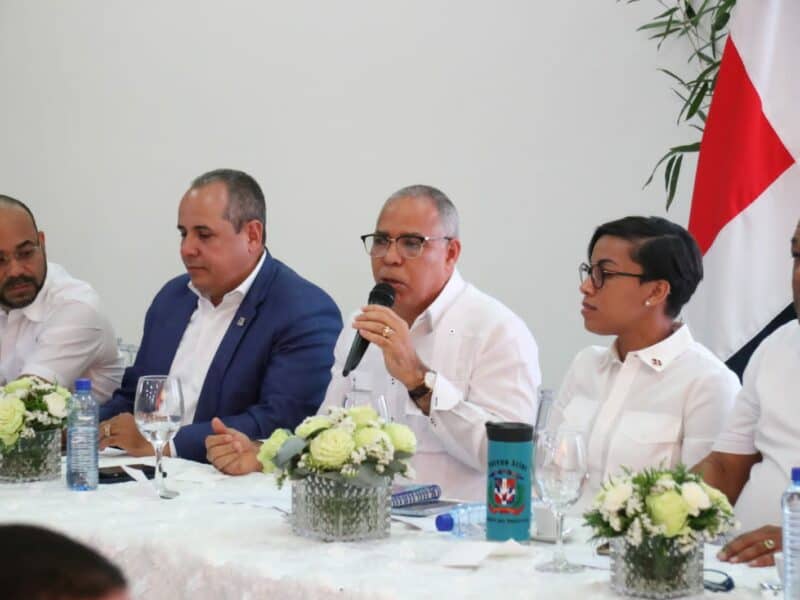 Director Desarrollo Fronterizo encabeza Gobierno en las provincias en Montecristi