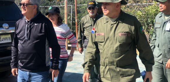 Autoridades realizar recorrido por el Parque Nacional de Valle Nuevo