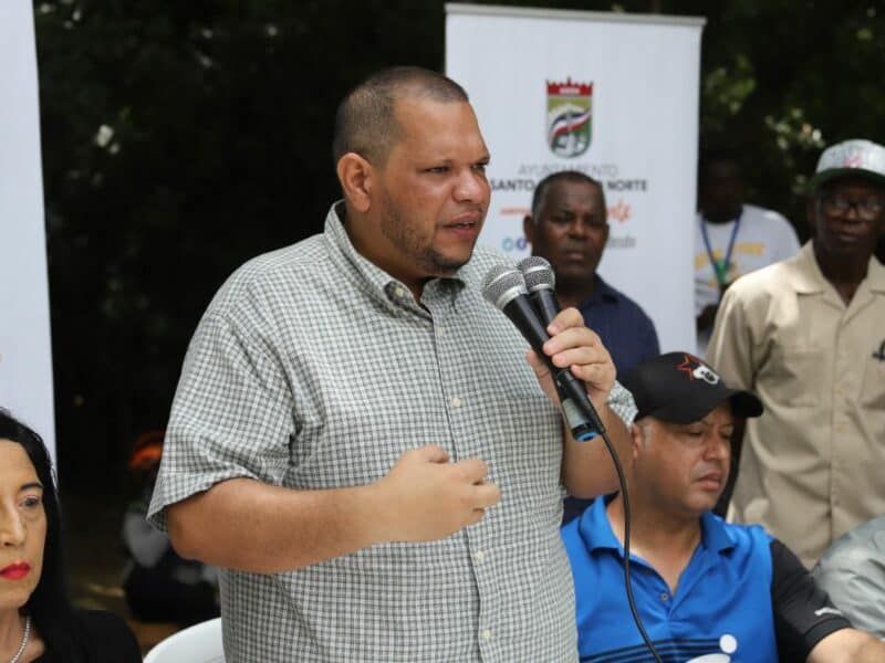 Alcalde Carlos Guzmán declara que eliminarán todas las paradas de motocicletas que no estén registradas