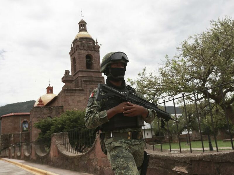 Indignación tras asesinato de jesuitas en el norte de México