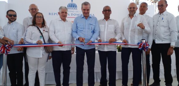 Presidente Abinader deja inaugurada la reconstruida avenida Francia de Santiago