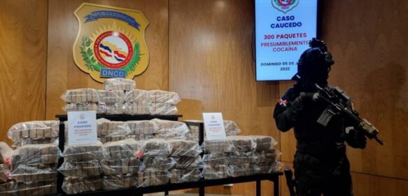 DNCD incauta 300 paquetes de presumiblemente cocaína en Puerto Caucedo