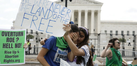 Corte Suprema de EE.UU. revoca el derecho constitucional al aborto