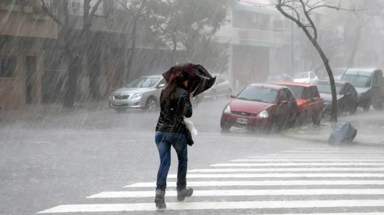 Onda Tropical provocará lluvias en todo el país