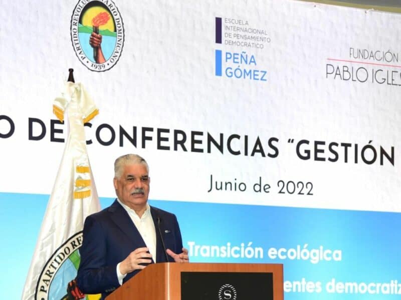 Miguel Vargas “Es fundamental que los ayuntamientos se conviertan en agentes democratizadores de la sociedad”