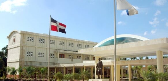 UASD suspende docencia y labores administrativas hasta el lunes por elecciones