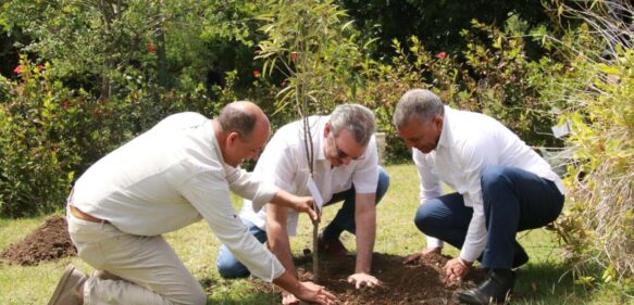 Abinader visita  Jardín Botánico de Santiago en el “Día Mundial del Medio Ambiente”