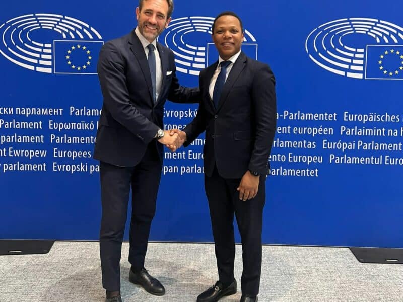 País Posible lleva al Parlamento Europeo postura del presidente Abinader sobre Haití