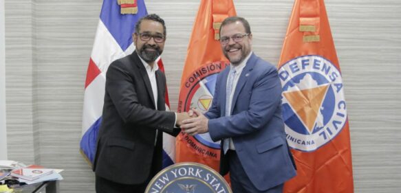 Director Defensa Civil recibe visita del senador de New York, Luis Sepúlveda; abordan temas acordes a la gestión de riesgos