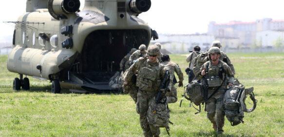 Biden anuncia un aumento de tropas estadounidenses en Europa