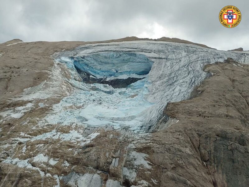 Italia reporta 17 desparecidos tras el alud en un glaciar