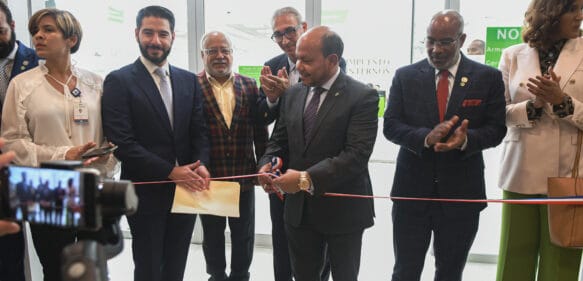 DGII inaugura nuevas oficinas de la Administración Local  Los Próceres en Galería 360