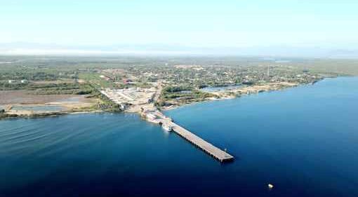 Empresarios que pretende despojar Playa a comunidad buscan control de la industria portuaria y manejo de carga de Puerto Manzanillo