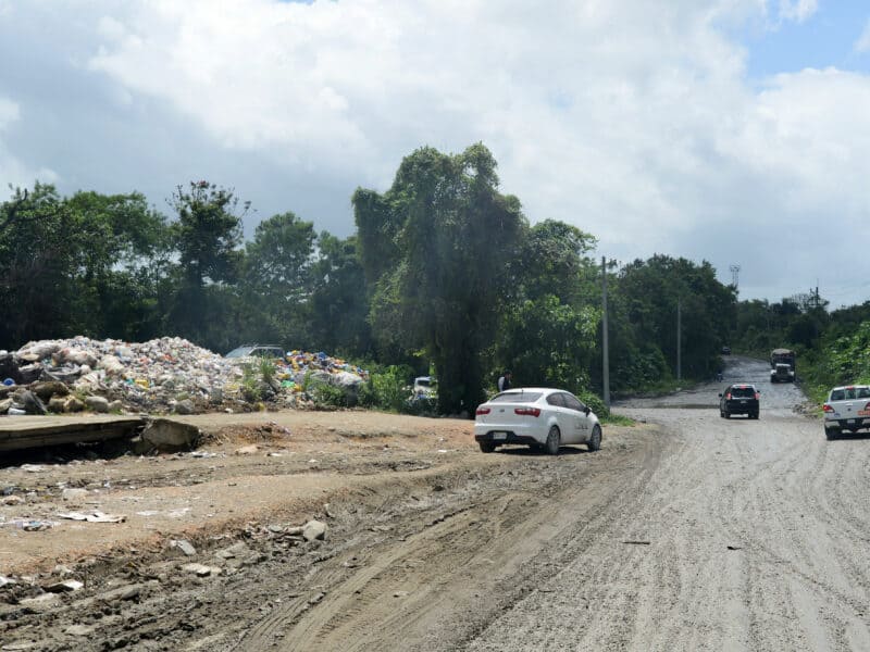 MOPC y Medioambiente iniciaron hoy trabajos de construcción de la carretera de acceso al vertedero de Duquesa
