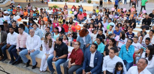 Alcaldía de Santiago y el Defensor del Pueblo presentan la Constitución Animada