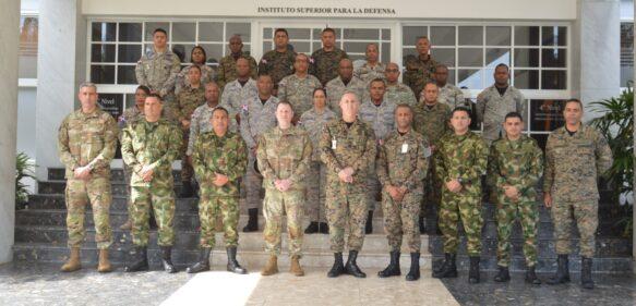 MIDE y Embajada EE.UU. clausuran curso Gestión de Recursos Humanos impartido a militares RD