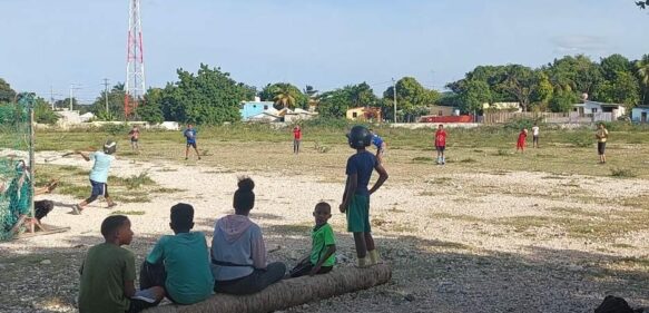 Demandan terminación play de béisbol en Villa Central, Barahona